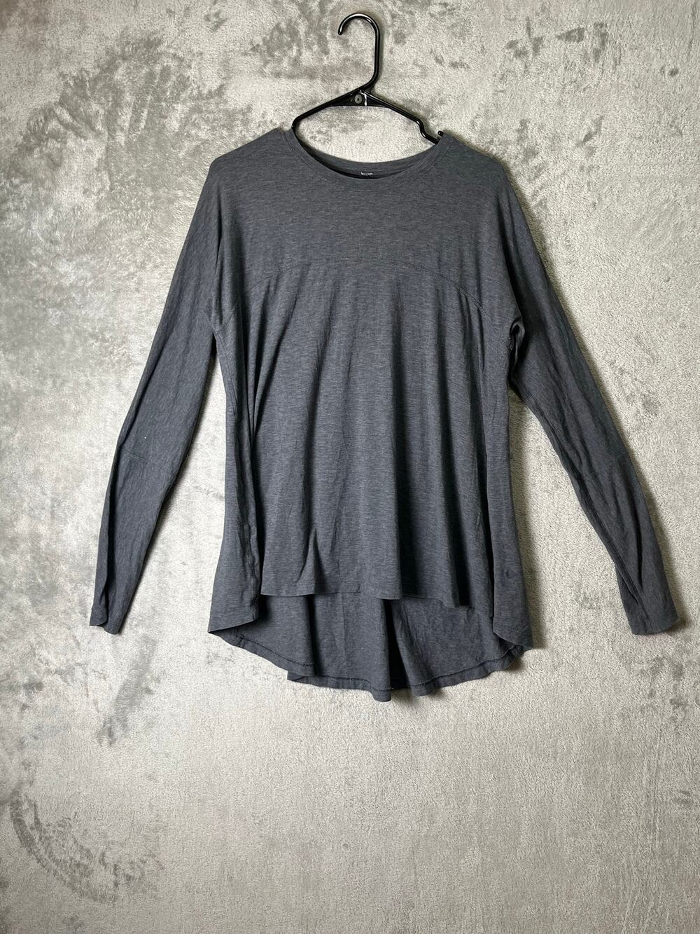 Lululemon Gray Long Sleeve Layered Tunic Top High Low Hem Relaxed Fit Athleisure